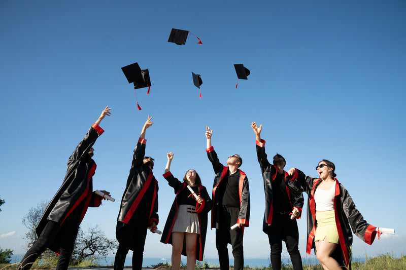 Now More Than Ever Graduates Need Visual Recognition