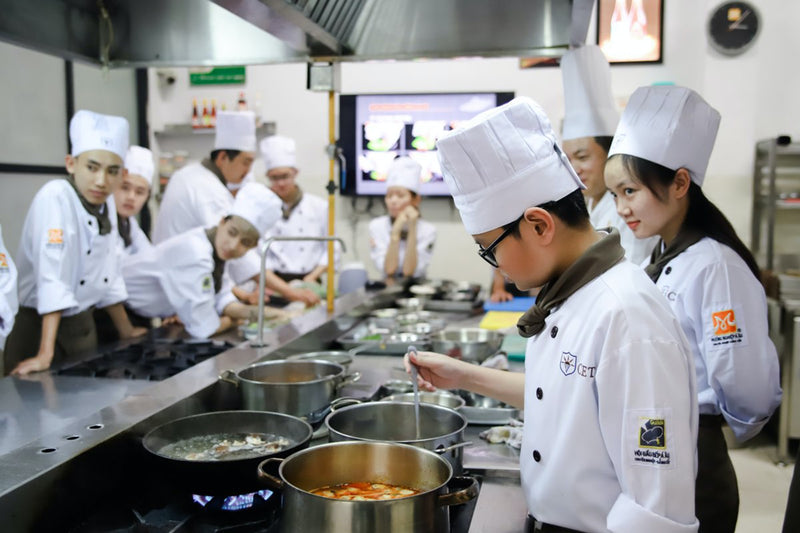 Bon Appetit! Check Out These 5 Culinary Schools